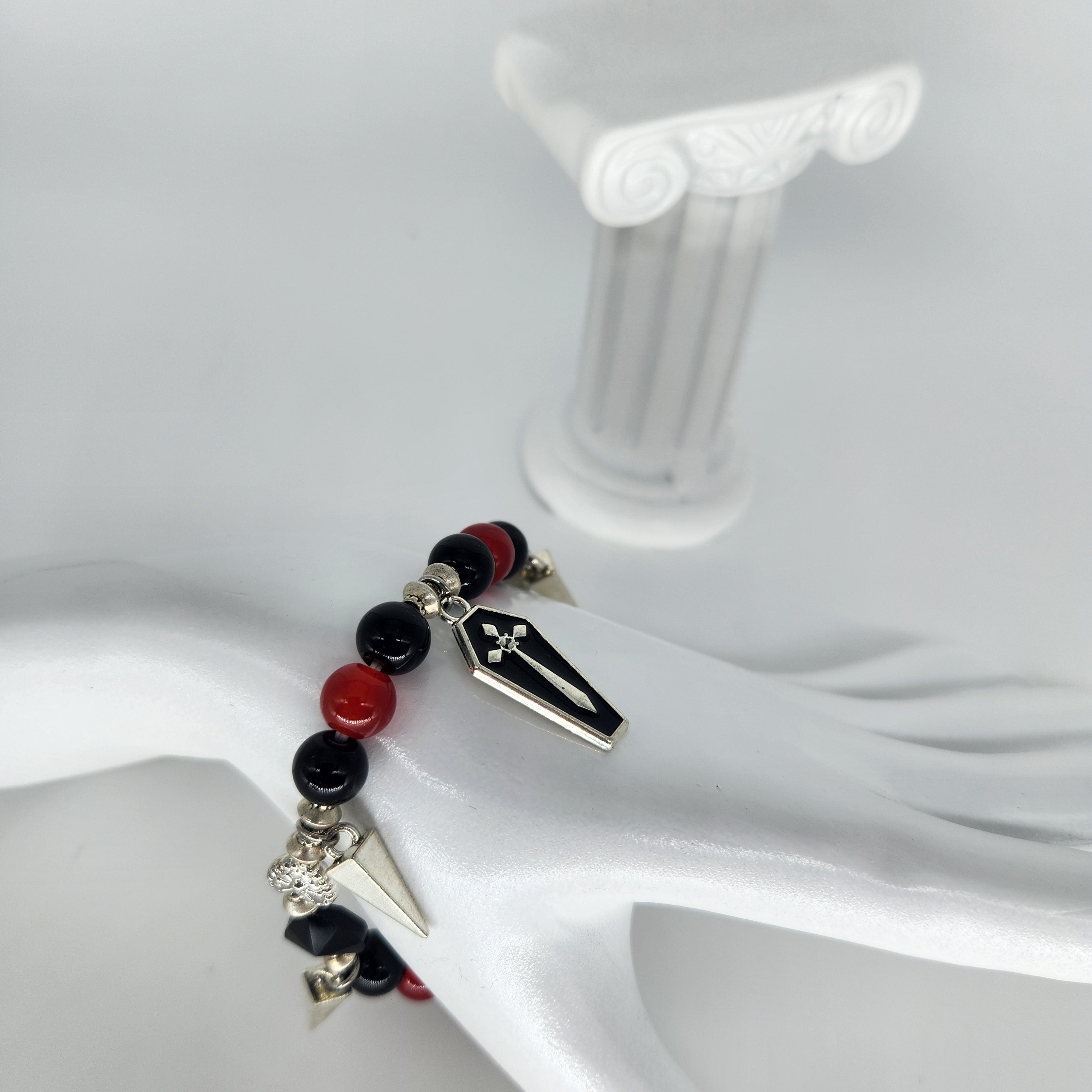 Coffin Red - Size: Stretchy "7.25"