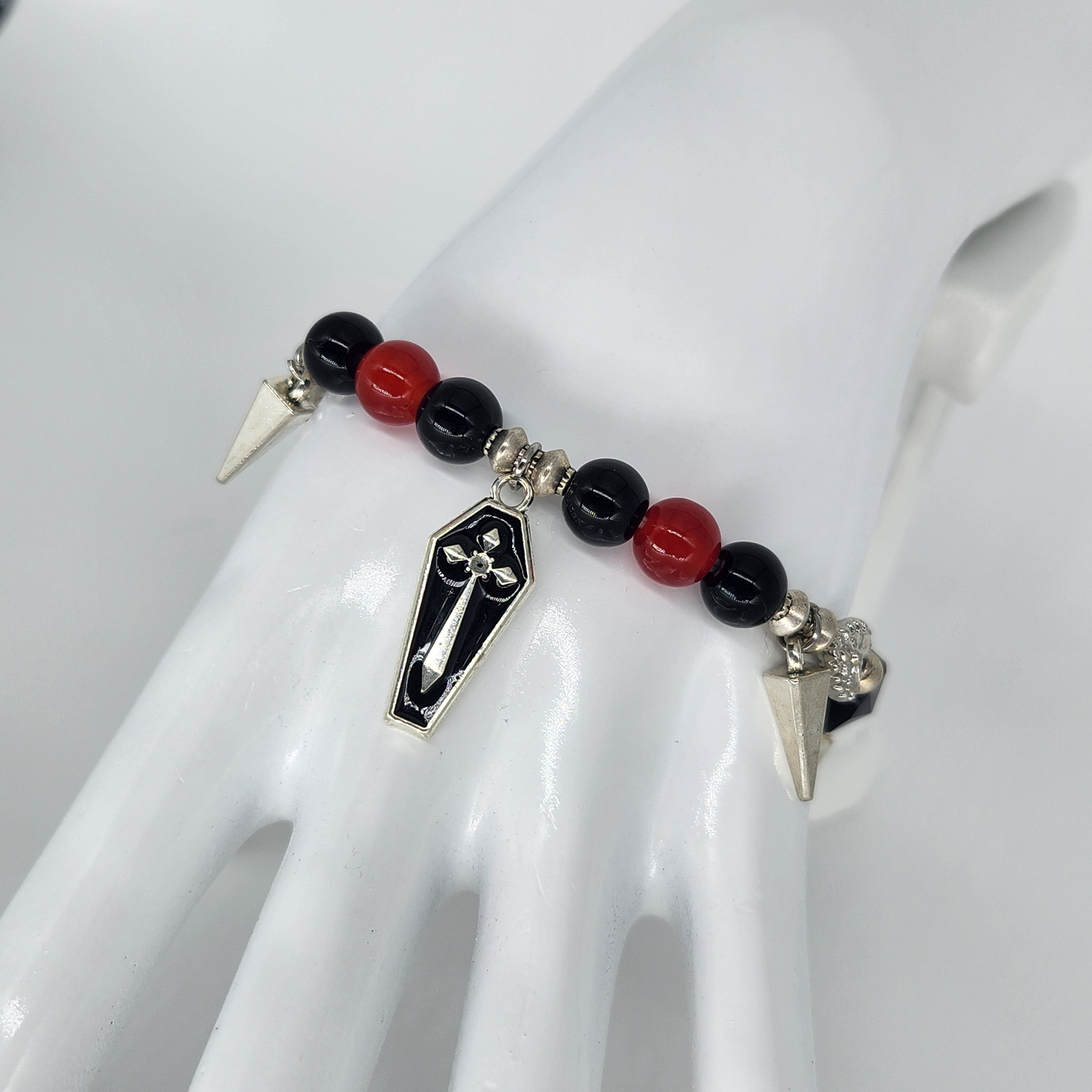 Coffin Red - Size: Stretchy "7.25"