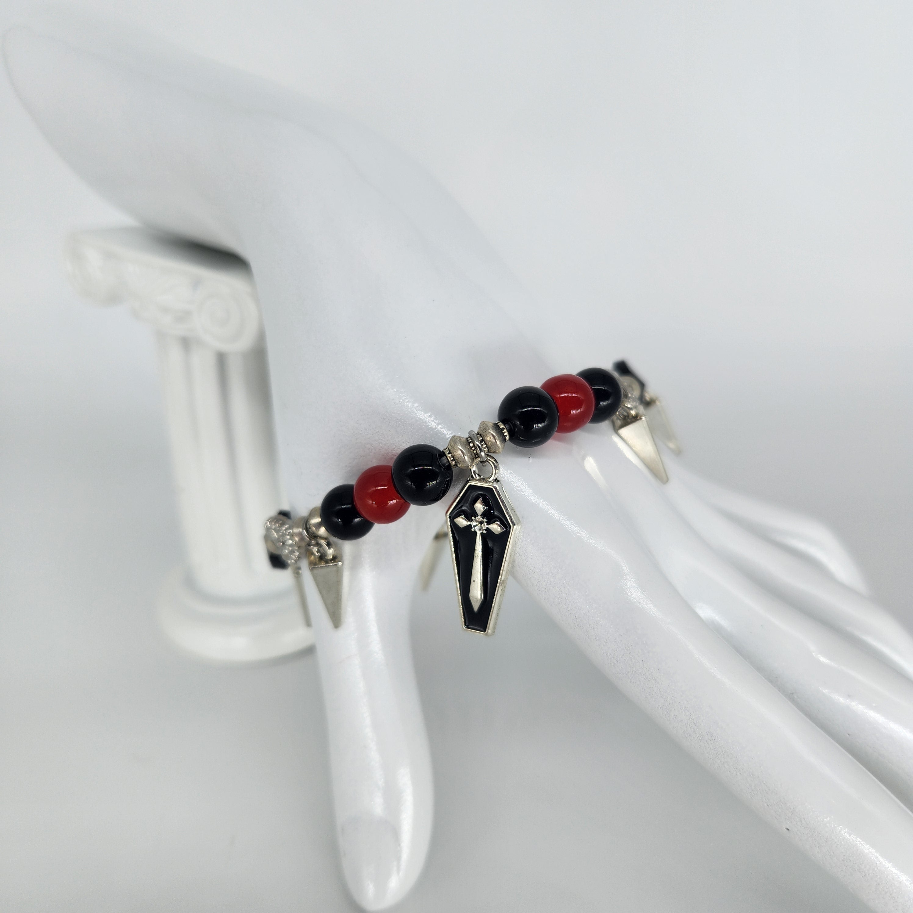 Coffin Red - Size: Stretchy "7.25"