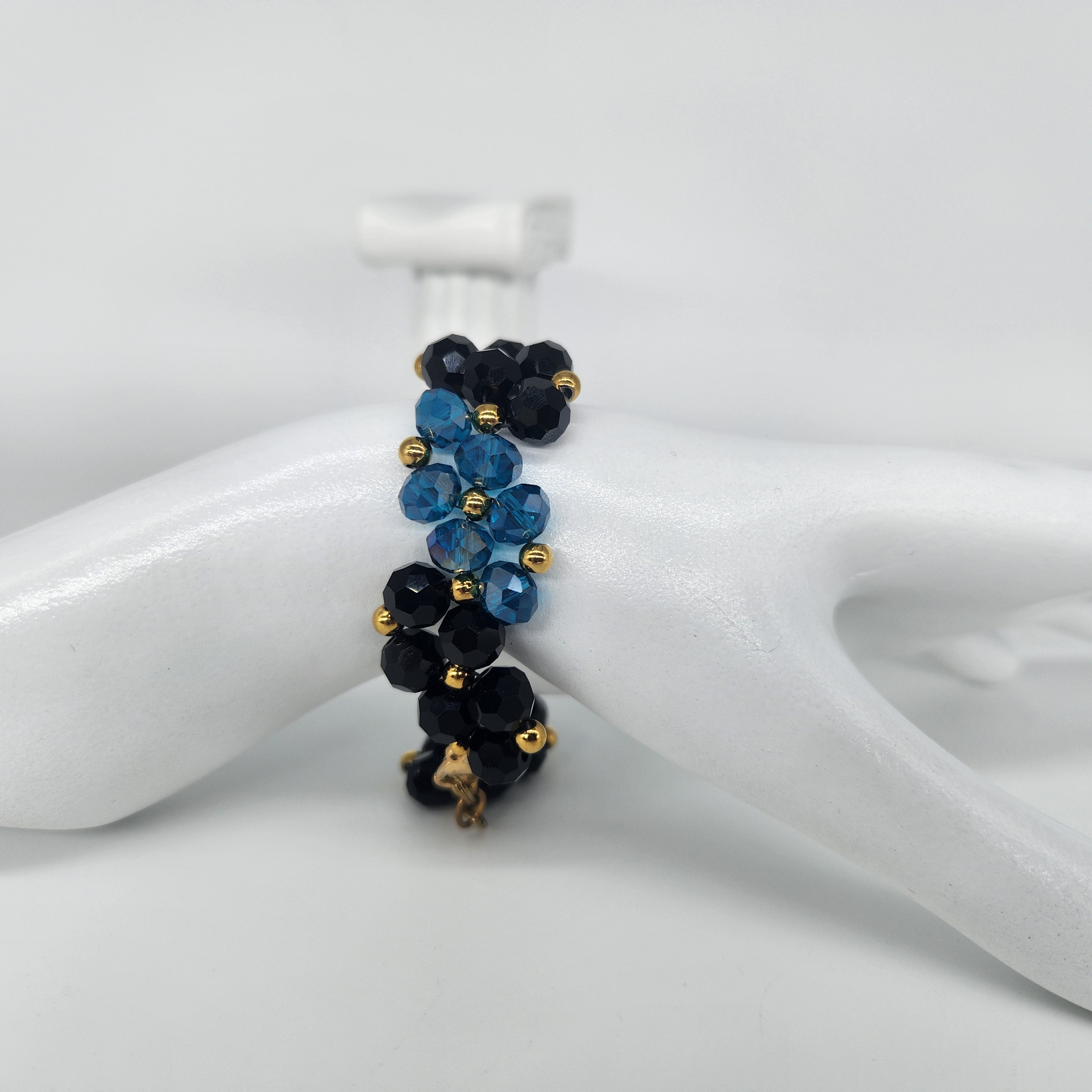 Black and Blue - Size: Adjustable "6" to "8.25"