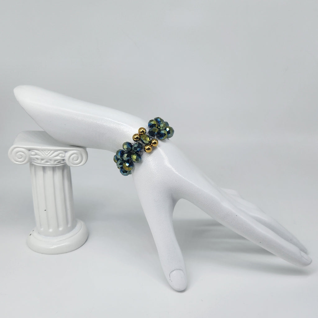 Beetle Green - Size: Stretchy "5.75"