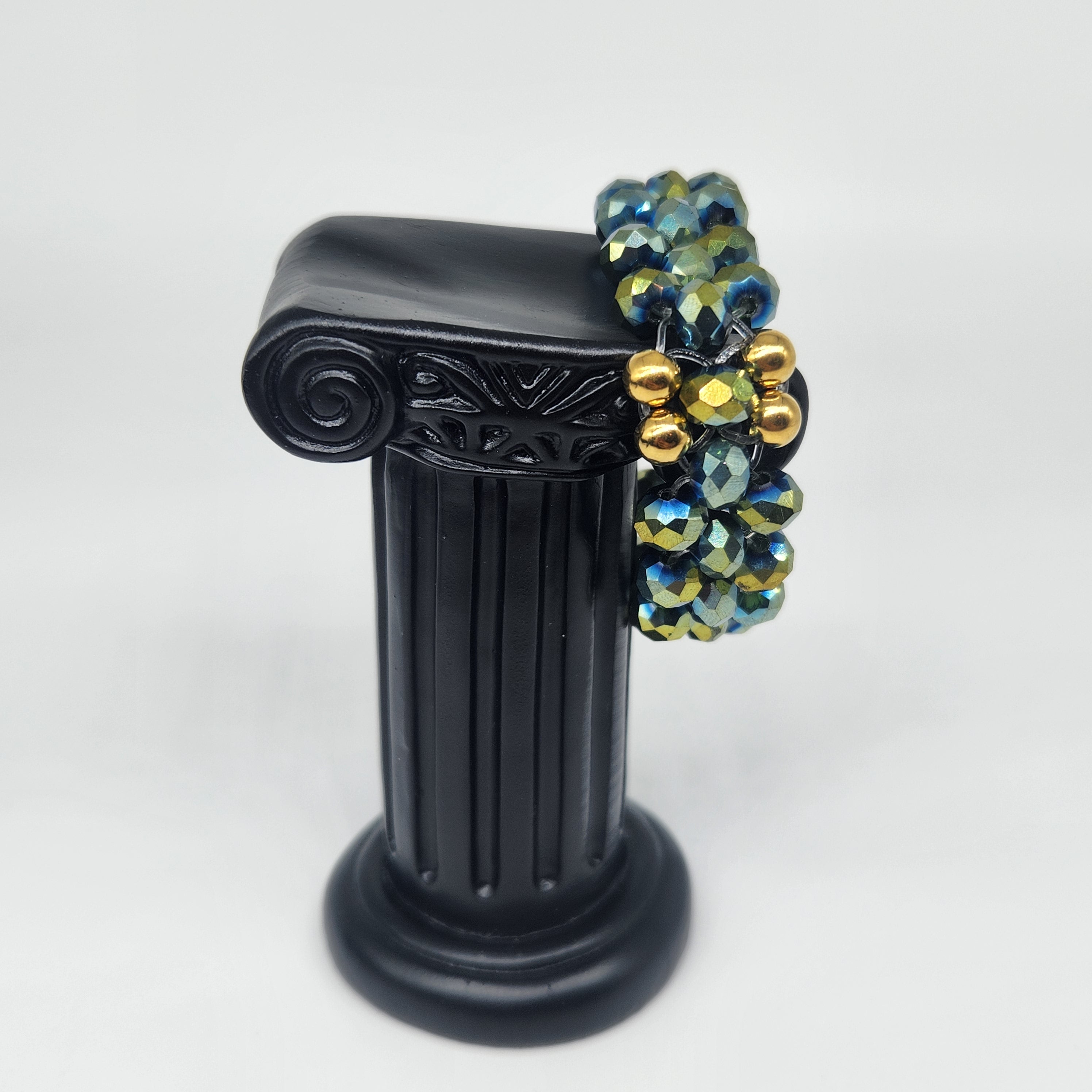 Beetle Green - Size: Stretchy "5.75"