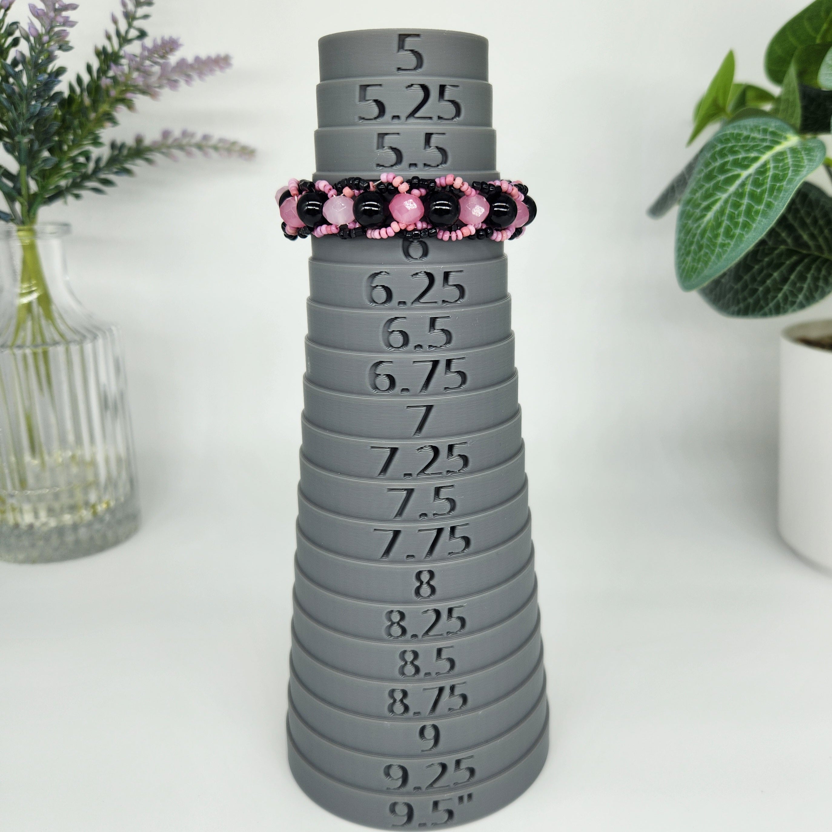 Black and Pink - Size: "5.75"