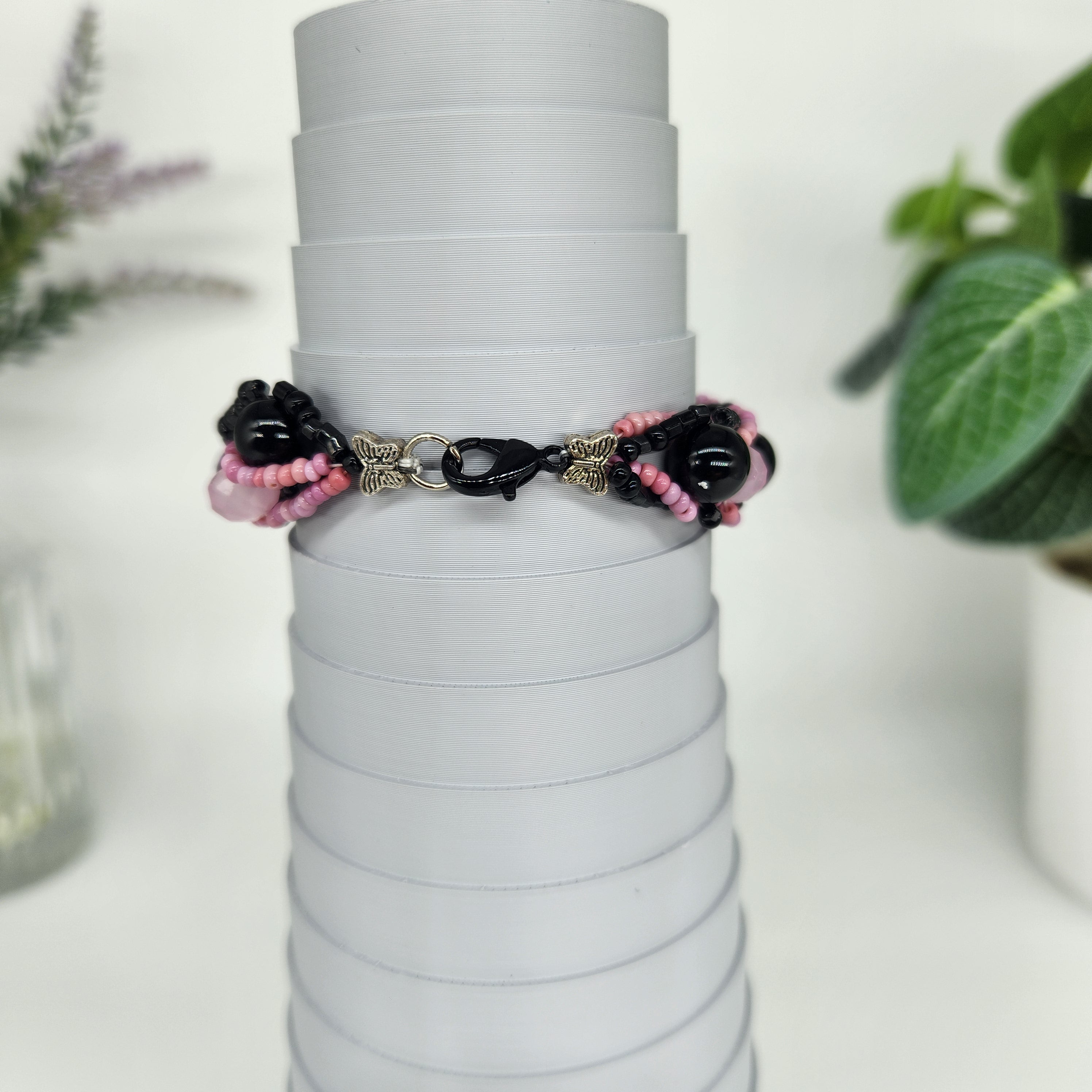 Black and Pink - Size: "5.75"