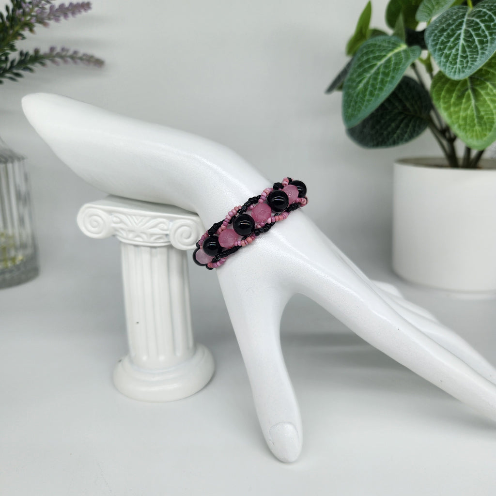 Black and Pink - Size: "5.75"