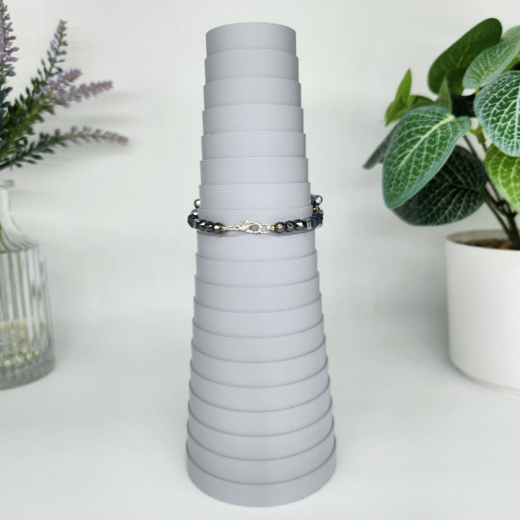 Gray Flowers - Size: "6.5"